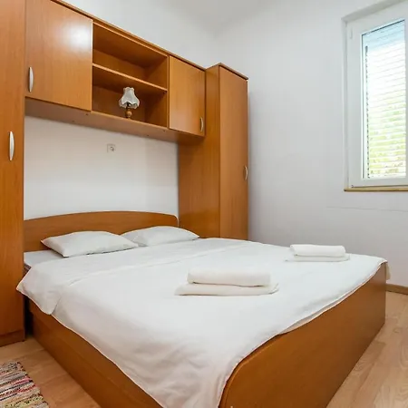 Holiday home Venka *